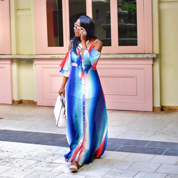 NEW L'ATISTE Women's Blue & Pink Floral Maxi Dress Size Small - Picture 3 of 14